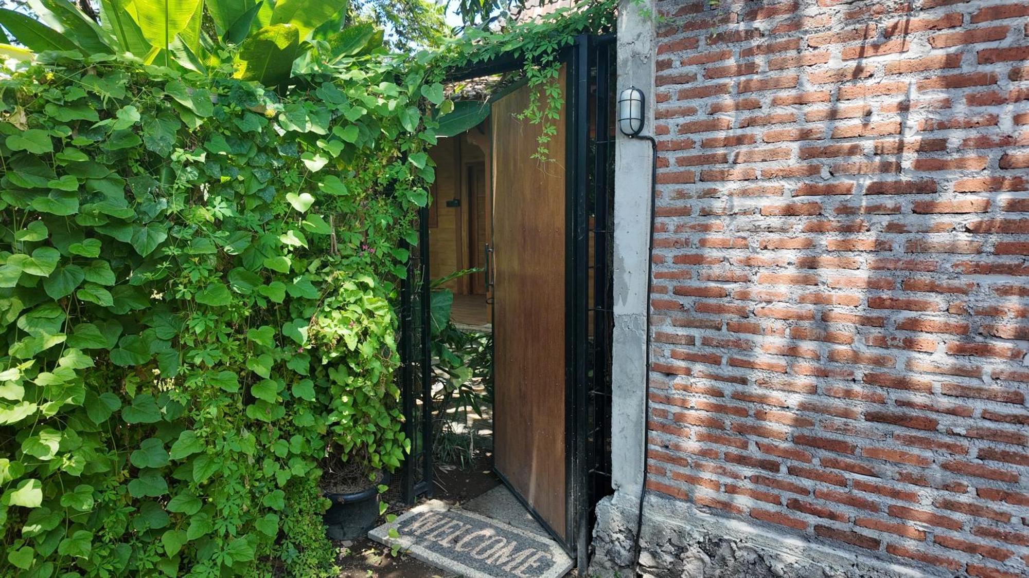 Willa Private Joglo In Heart Of Sanur Zewnętrze zdjęcie